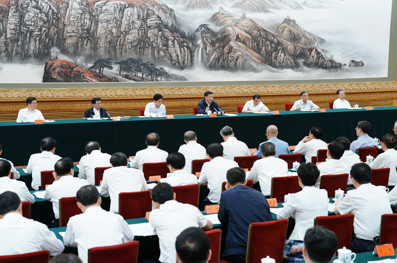 　　7月5日，中共中央總書記、國家主席、中央軍委主席習(xí)近平在北京出席深化黨和國家機(jī)構(gòu)改革總結(jié)會議并發(fā)表重要講話。新華社記者 王曄 攝